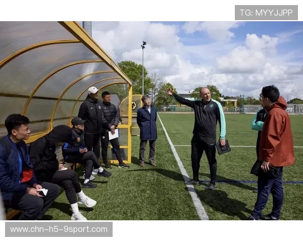 联盟发布青训教练员资格标准推动专业化发展，青训教练培训